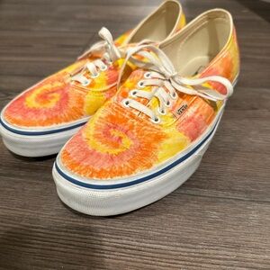 Vans Low-Top Tie-Dye Canvas Sneakers in Orange and Yellow